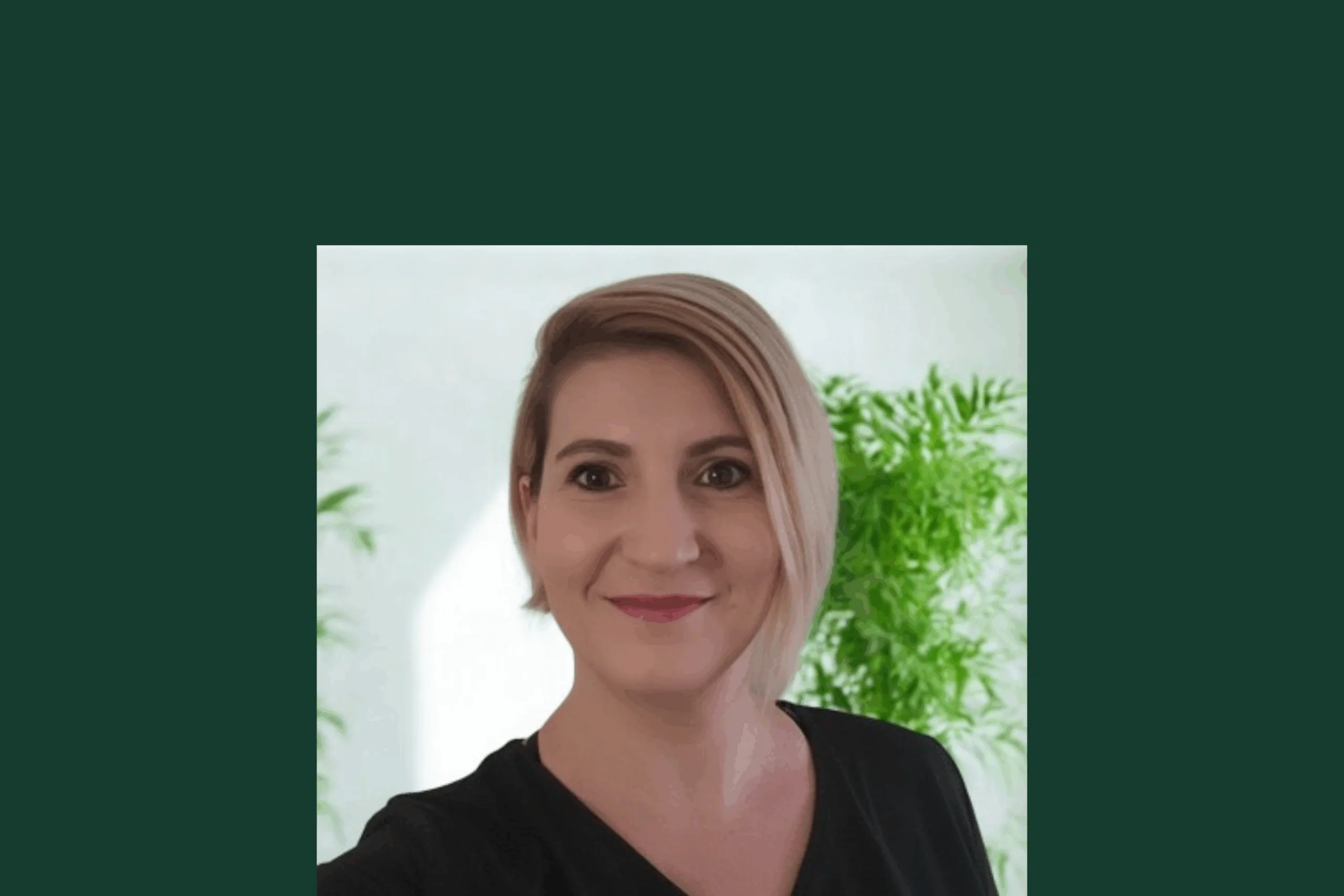 Mantle8_HR Director Laurence (1)